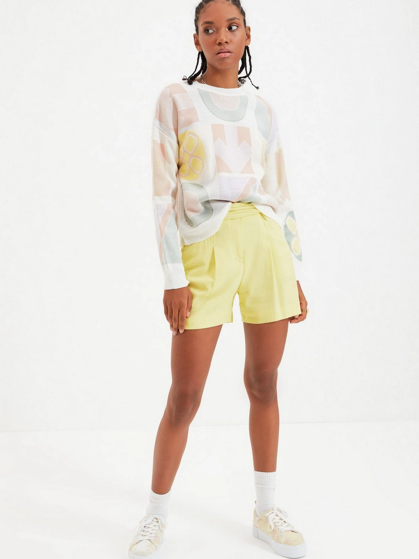 Свитры и кардиганы Trendyol модель TWOAW22KZ1356/Ekru Свитры и кардиганы Trendyol модель TWOAW22KZ1356/Ekru Фото