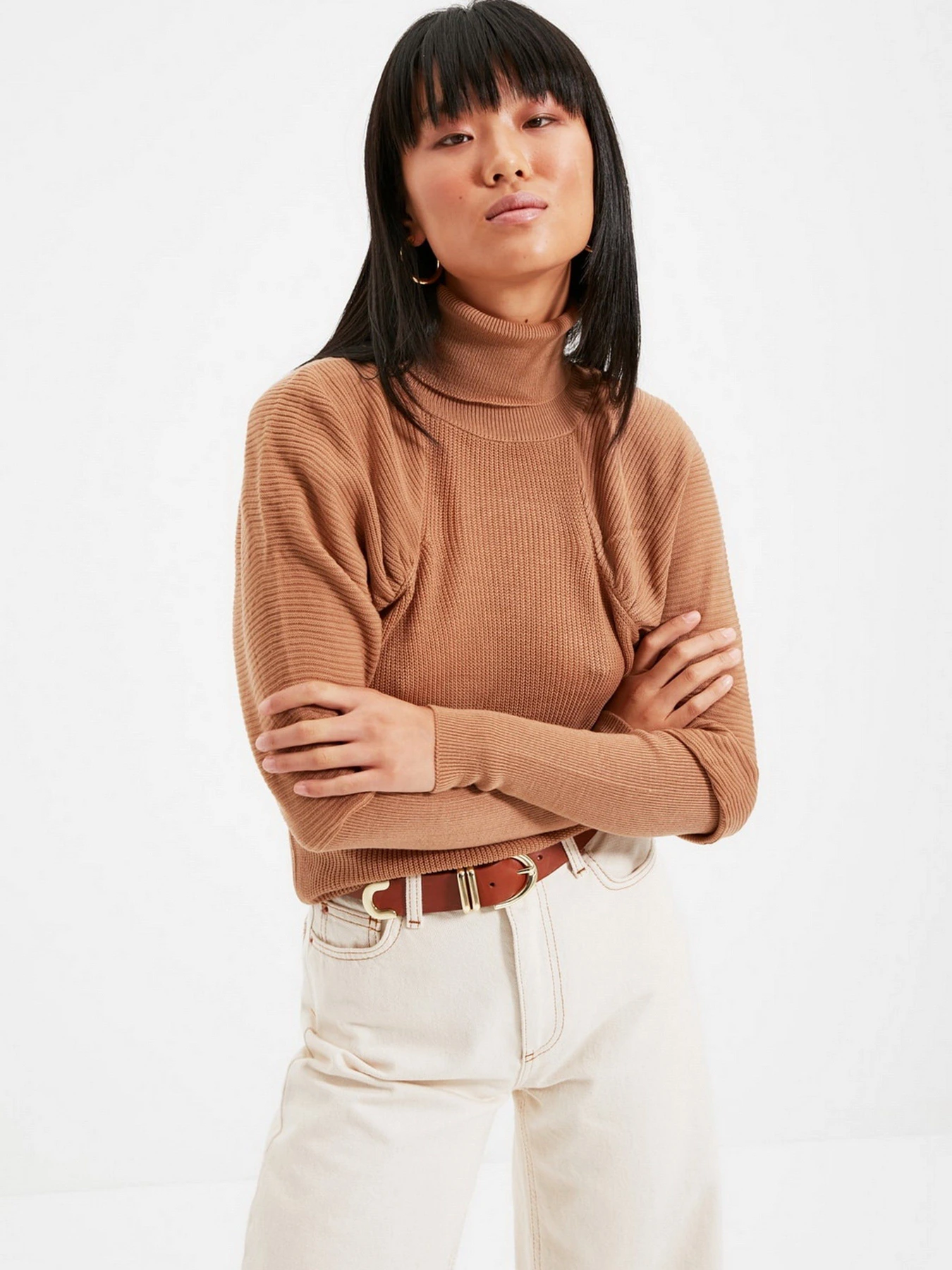 Свитры и кардиганы Trendyol модель TWOAW22KZ1358/Camel Свитры и кардиганы Trendyol модель TWOAW22KZ1358/Camel Фото