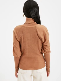 Свитры и кардиганы Trendyol модель TWOAW22KZ1358/Camel Фото