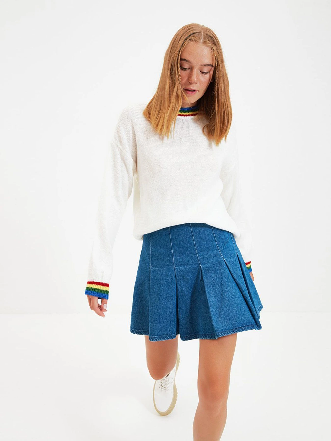 Свитры и кардиганы Trendyol модель TWOAW22KZ1364/Ekru Свитры и кардиганы Trendyol модель TWOAW22KZ1364/Ekru Фото