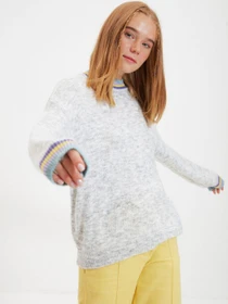 Свитры и кардиганы Trendyol модель TWOAW22KZ1364/Gri Фото