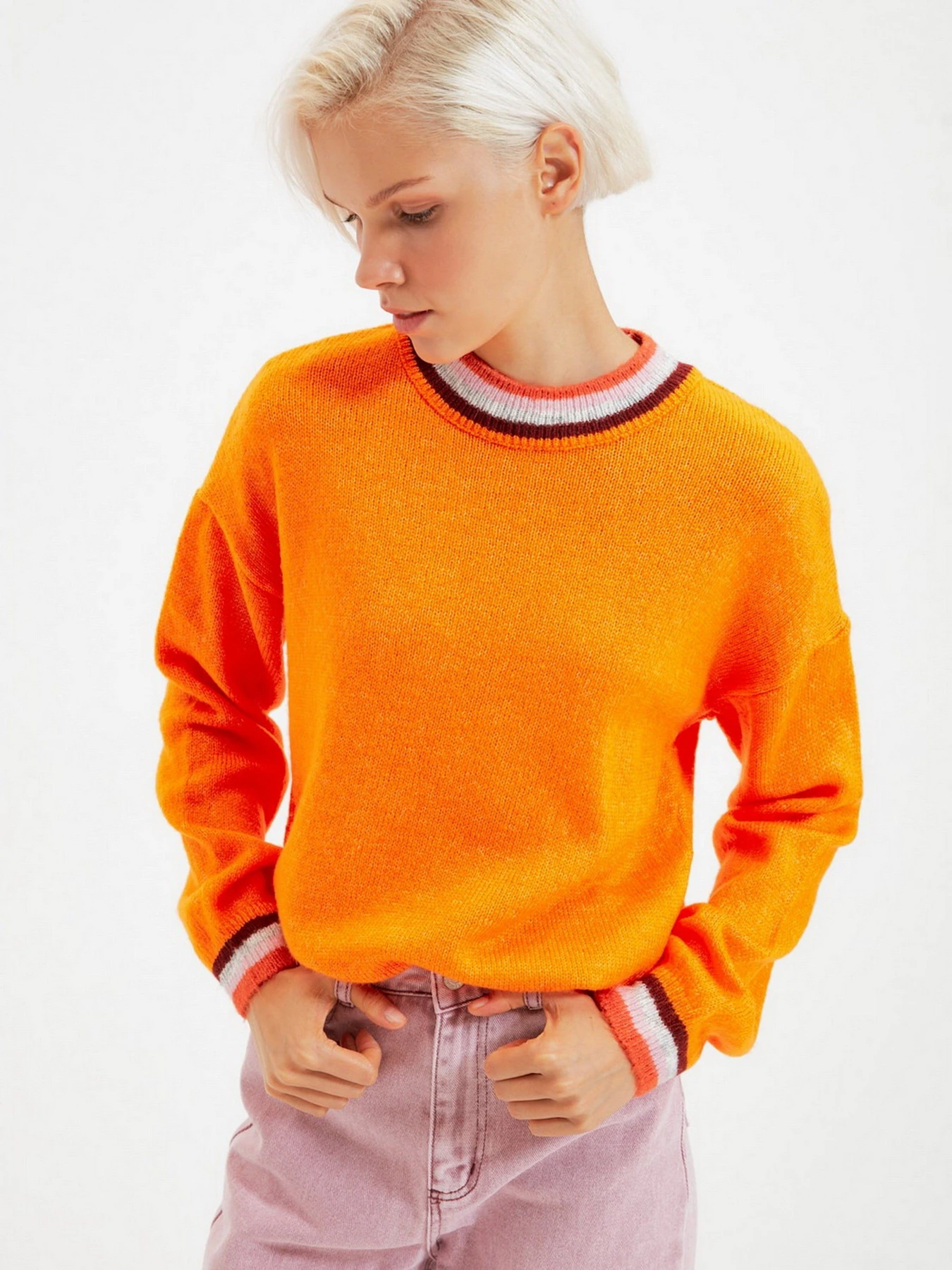 Свитры и кардиганы Trendyol модель TWOAW22KZ1364/Turuncu Свитры и кардиганы Trendyol модель TWOAW22KZ1364/Turuncu Фото