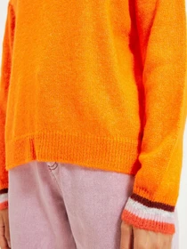 Свитры и кардиганы Trendyol модель TWOAW22KZ1364/Turuncu Фото