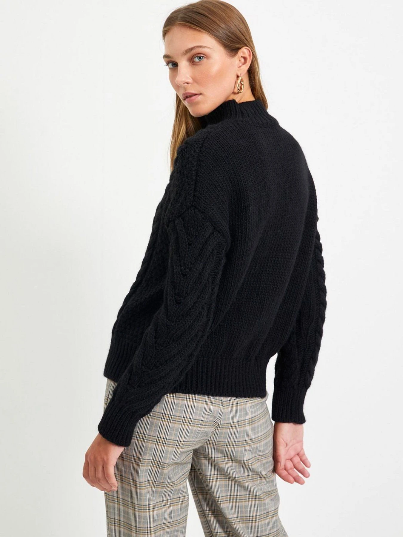 Свитры и кардиганы Trendyol модель TWOAW22KZ1381/Siyah Свитры и кардиганы Trendyol модель TWOAW22KZ1381/Siyah Фото