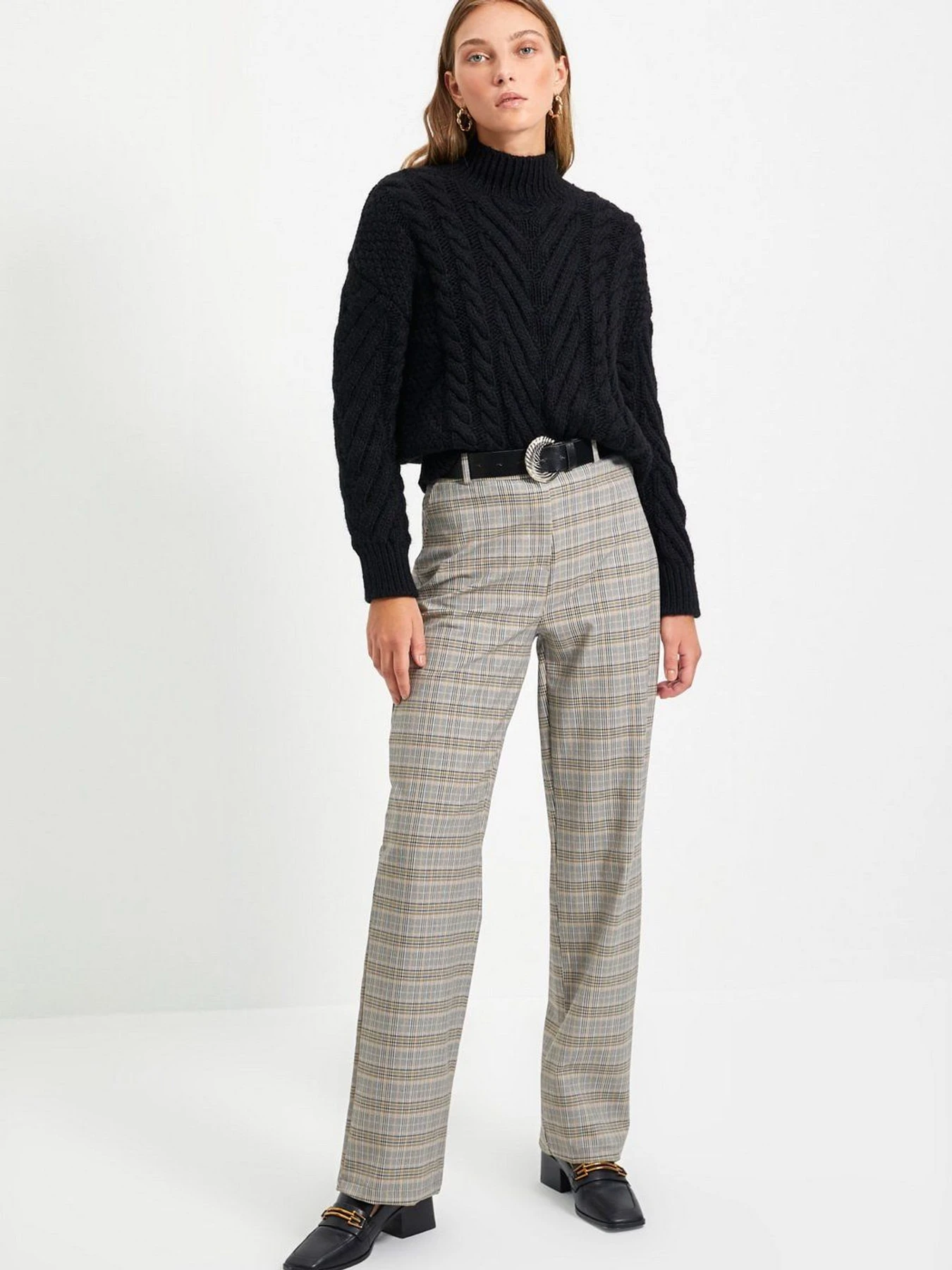Свитры и кардиганы Trendyol модель TWOAW22KZ1381/Siyah Свитры и кардиганы Trendyol модель TWOAW22KZ1381/Siyah Фото