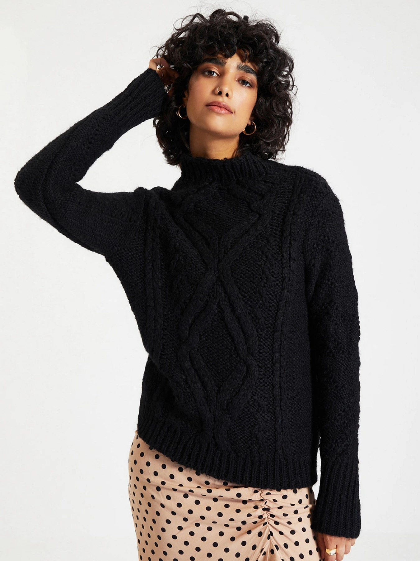 Свитры и кардиганы Trendyol модель TWOAW22KZ1388/Siyah Свитры и кардиганы Trendyol модель TWOAW22KZ1388/Siyah Фото