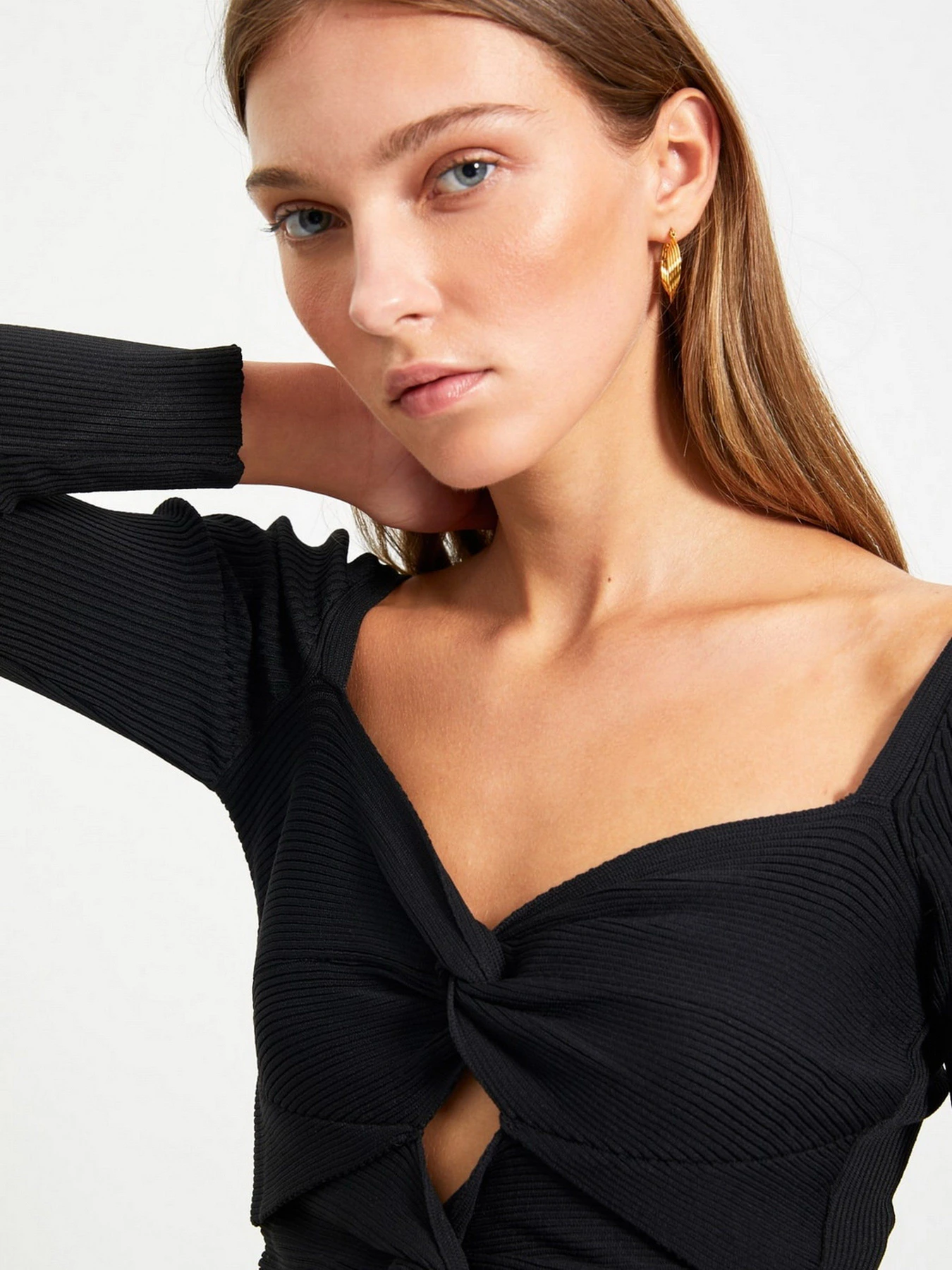 Свитры и кардиганы Trendyol модель TWOAW22KZ1547/Siyah Свитры и кардиганы Trendyol модель TWOAW22KZ1547/Siyah Фото