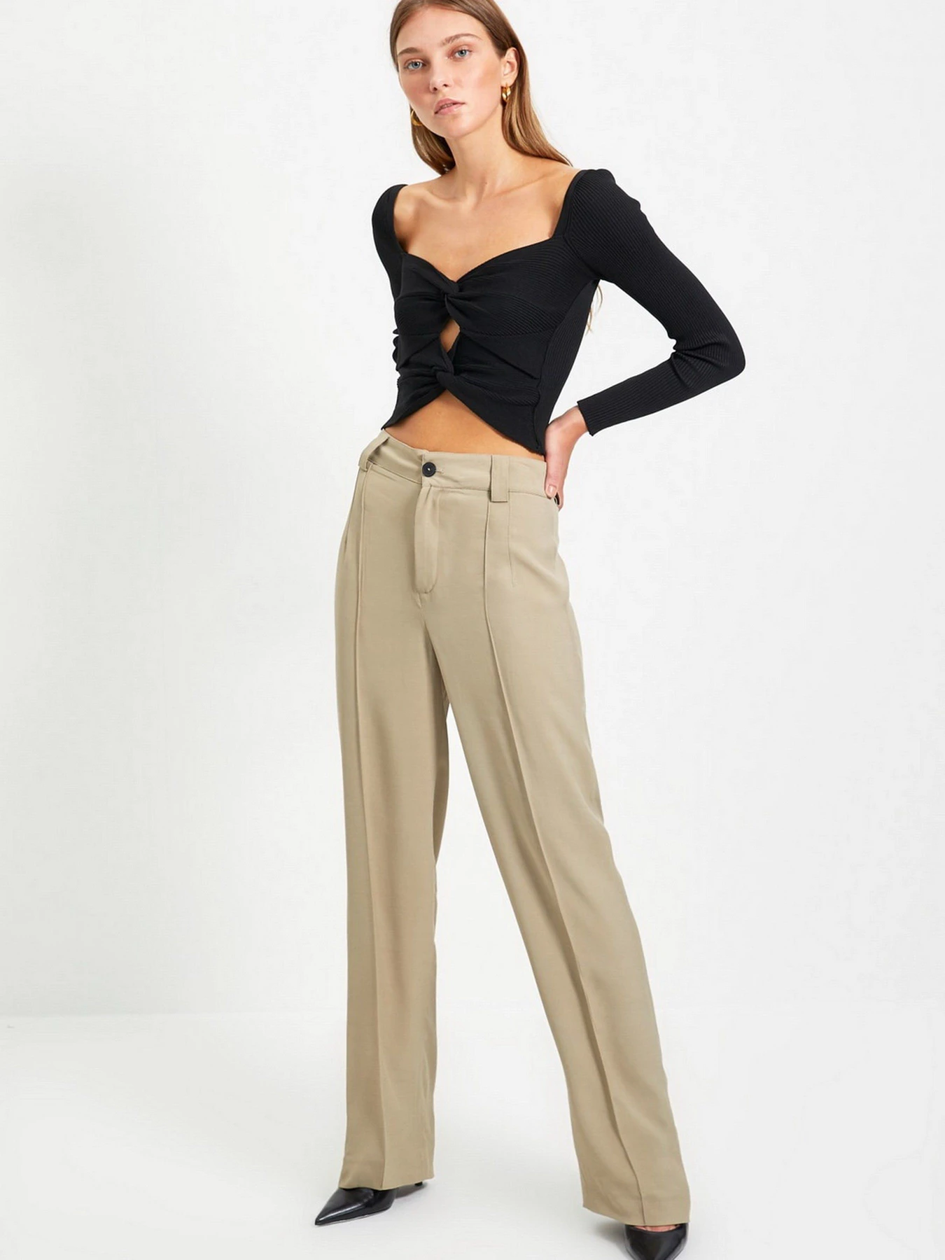 Свитры и кардиганы Trendyol модель TWOAW22KZ1547/Siyah Свитры и кардиганы Trendyol модель TWOAW22KZ1547/Siyah Фото