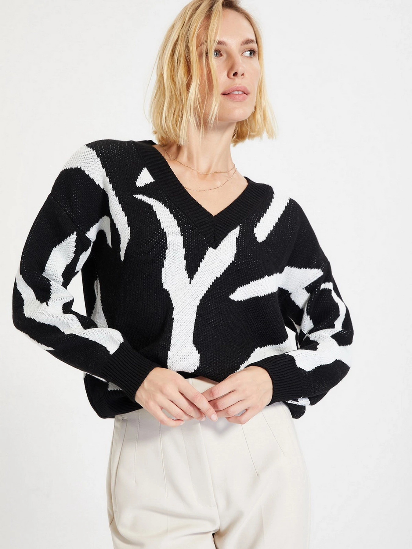 Свитры и кардиганы Trendyol модель TWOAW22KZ1648/Siyah Свитры и кардиганы Trendyol модель TWOAW22KZ1648/Siyah Фото