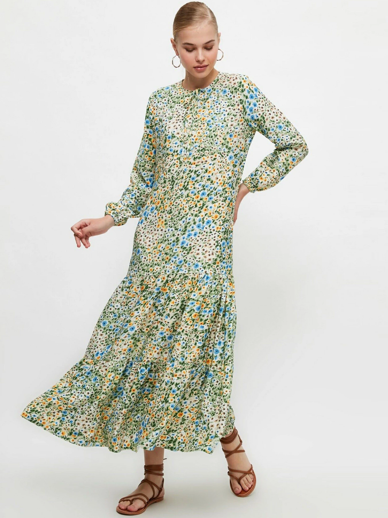 Платья Trendyol модель TCTSS21EL3944/Yesil Платья Trendyol модель TCTSS21EL3944/Yesil Фото
