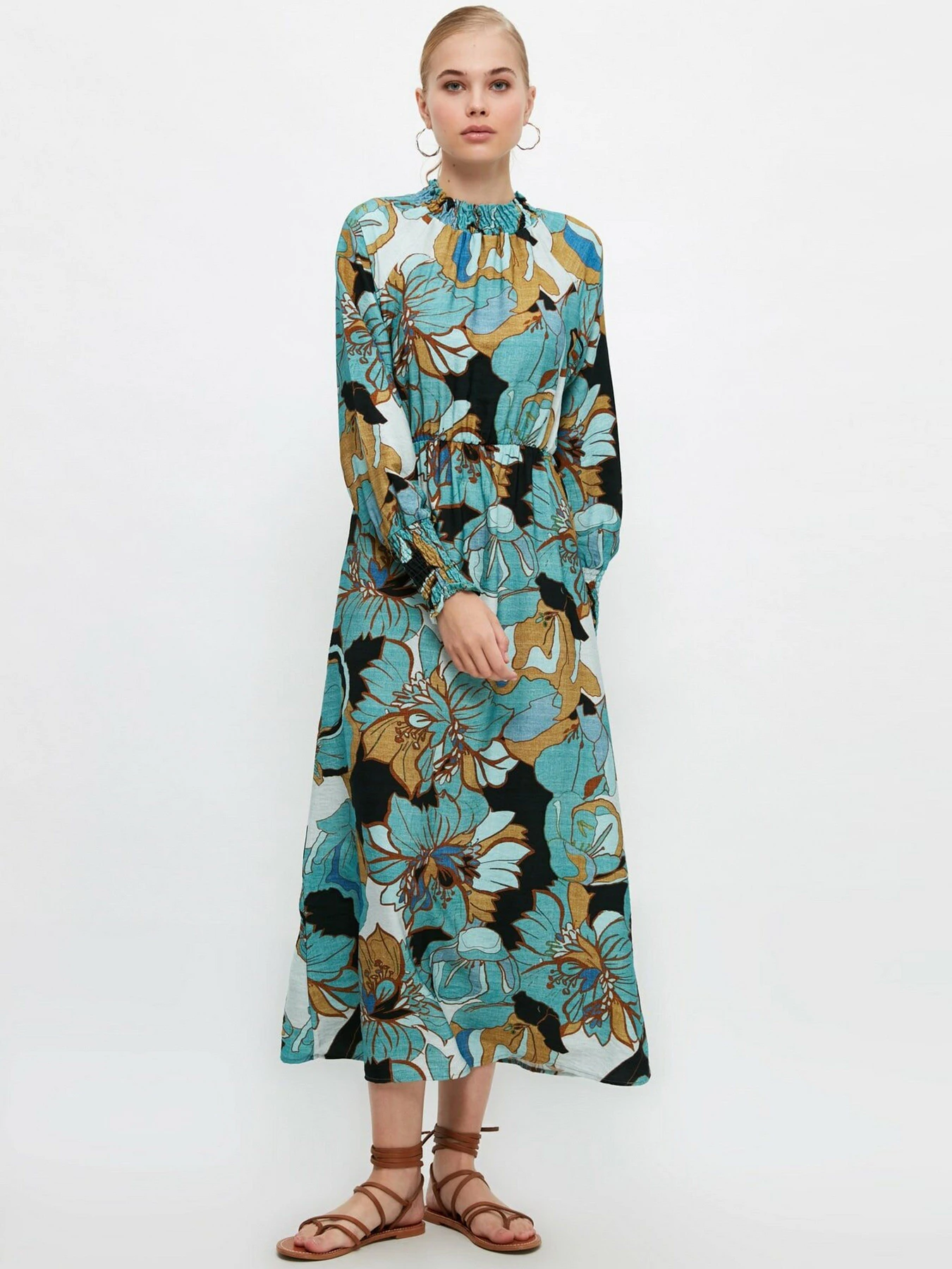 Платья Trendyol модель TCTSS21EL3945/Yesil Платья Trendyol модель TCTSS21EL3945/Yesil Фото