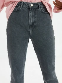 Джинсы Trendyol Bootcut модель TWOAW22JE0122/Antrasit Фото