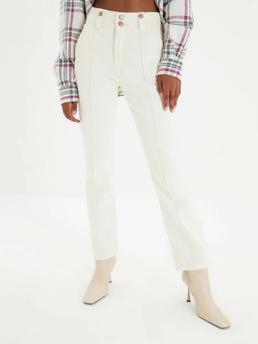 Джинсы Trendyol Bootcut модель TWOAW22JE0127/Ekru Фото