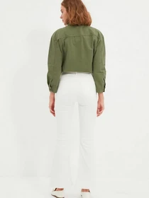 Джинси Trendyol Flare модель TWOAW22JE0145/Beyaz Фото