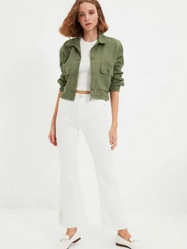 Джинси Trendyol Flare модель TWOAW22JE0145/Beyaz Фото