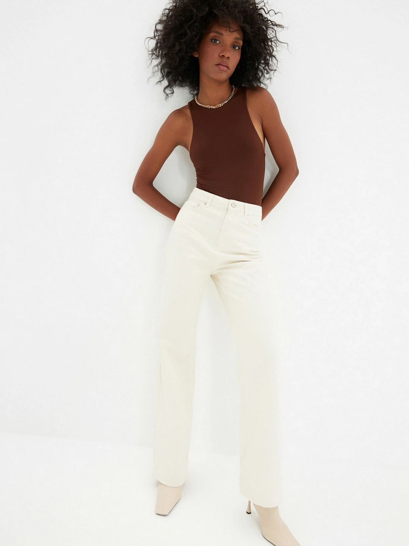 Джинси Trendyol Wide Leg модель TWOAW22JE0258/Ekru Джинси Trendyol Wide Leg модель TWOAW22JE0258/Ekru Фото