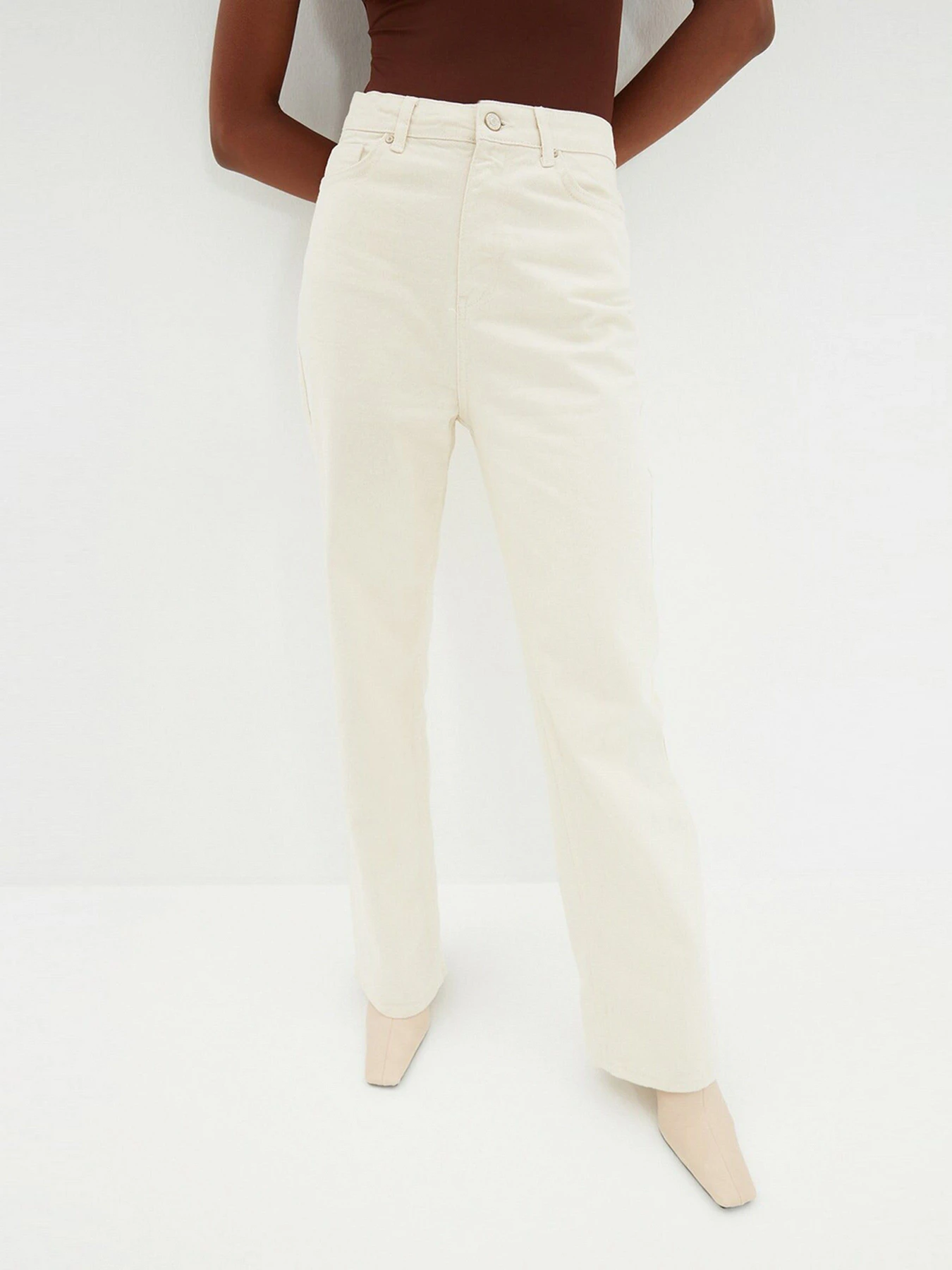 Джинси Trendyol Wide Leg модель TWOAW22JE0258/Ekru Джинси Trendyol Wide Leg модель TWOAW22JE0258/Ekru Фото