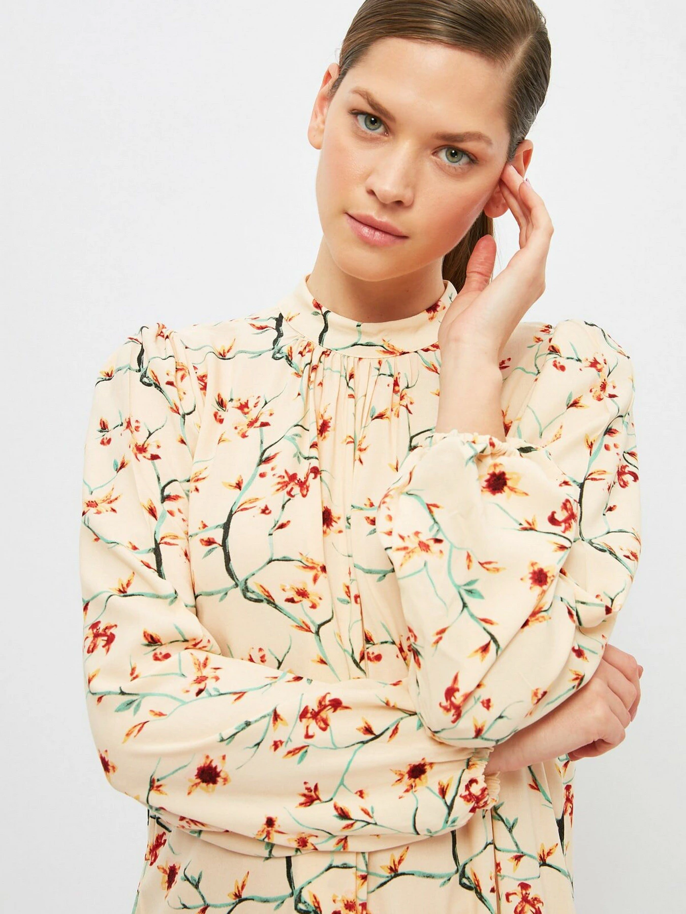 Платья Trendyol модель TCTSS21EL4024/Krem Платья Trendyol модель TCTSS21EL4024/Krem Фото