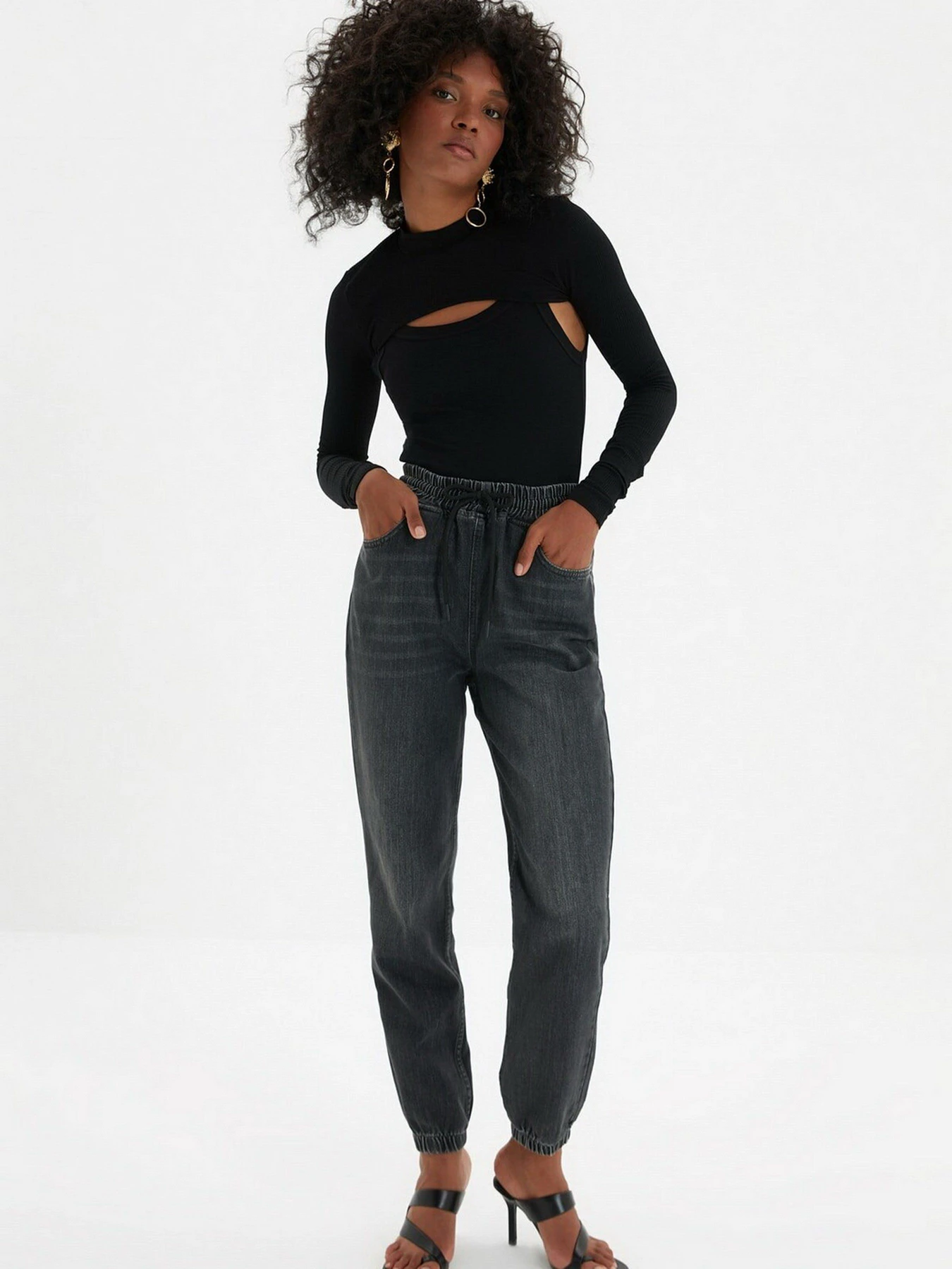 Джинсы Trendyol Jogger модель TWOAW22JE0296/Antrasit Фото
