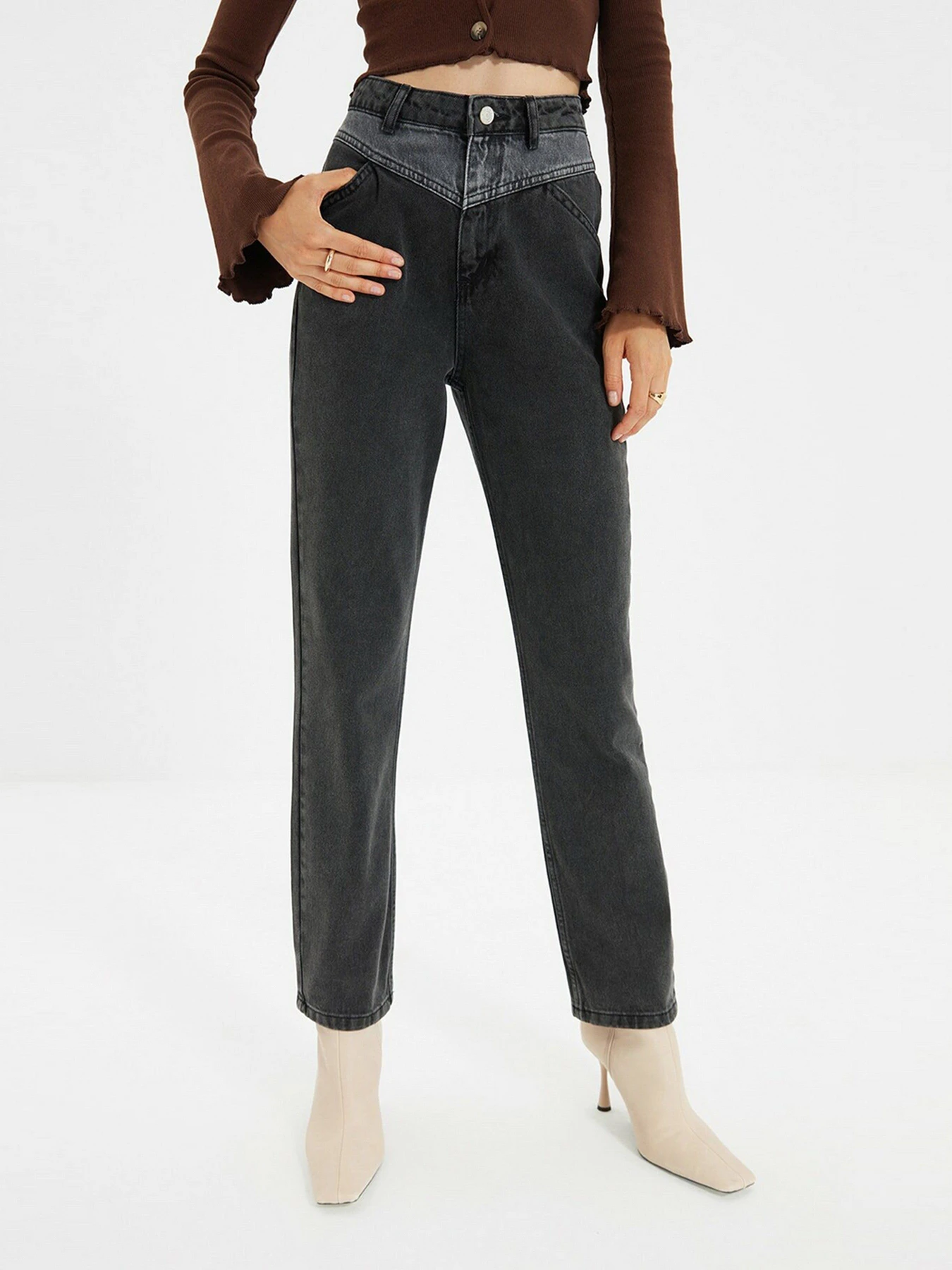 Джинсы Trendyol Bootcut модель TWOAW22JE0422/Antrasit Фото