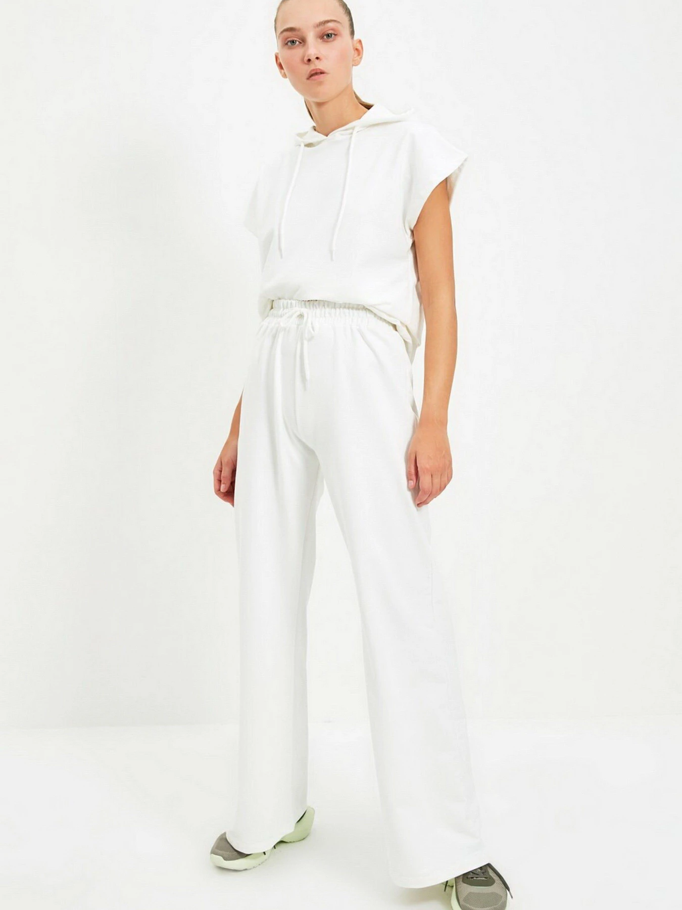 Брюки Trendyol модель TWOAW22EA0053/Ekru Фото