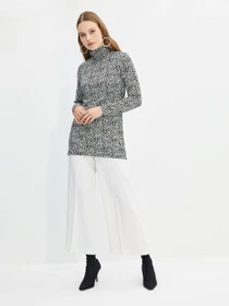 Свитры и кардиганы Trendyol модель TCTAW22UK0020/Gri Фото