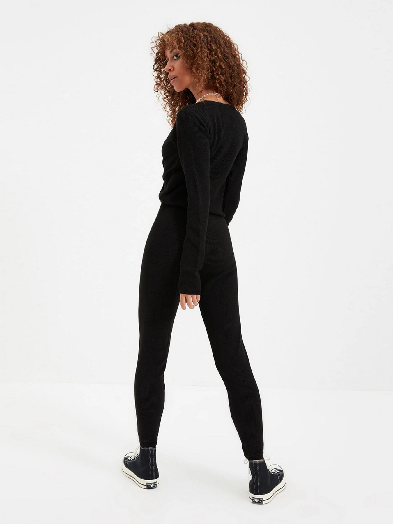 Костюмы Trendyol модель TWOAW22AU0140/Siyah Костюмы Trendyol модель TWOAW22AU0140/Siyah Фото