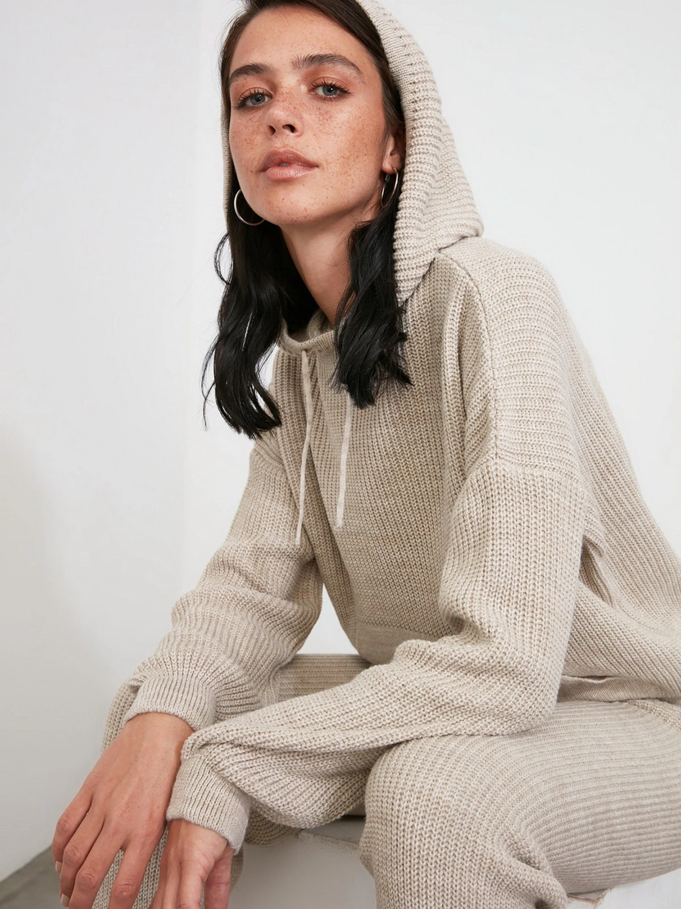 Костюмы Trendyol модель TWOAW21AU0137/Bej Костюмы Trendyol модель TWOAW21AU0137/Bej Фото