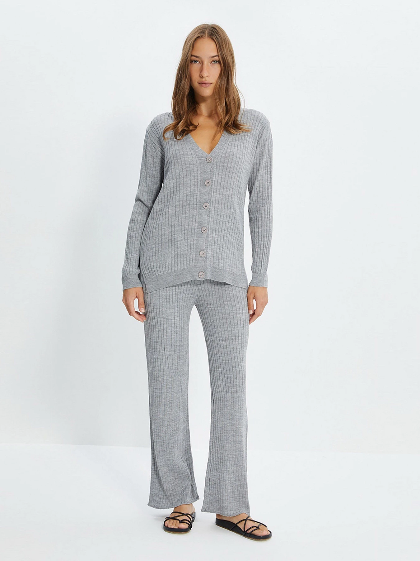Костюмы Trendyol модель TWOAW22AU0060/Gri Костюмы Trendyol модель TWOAW22AU0060/Gri Фото