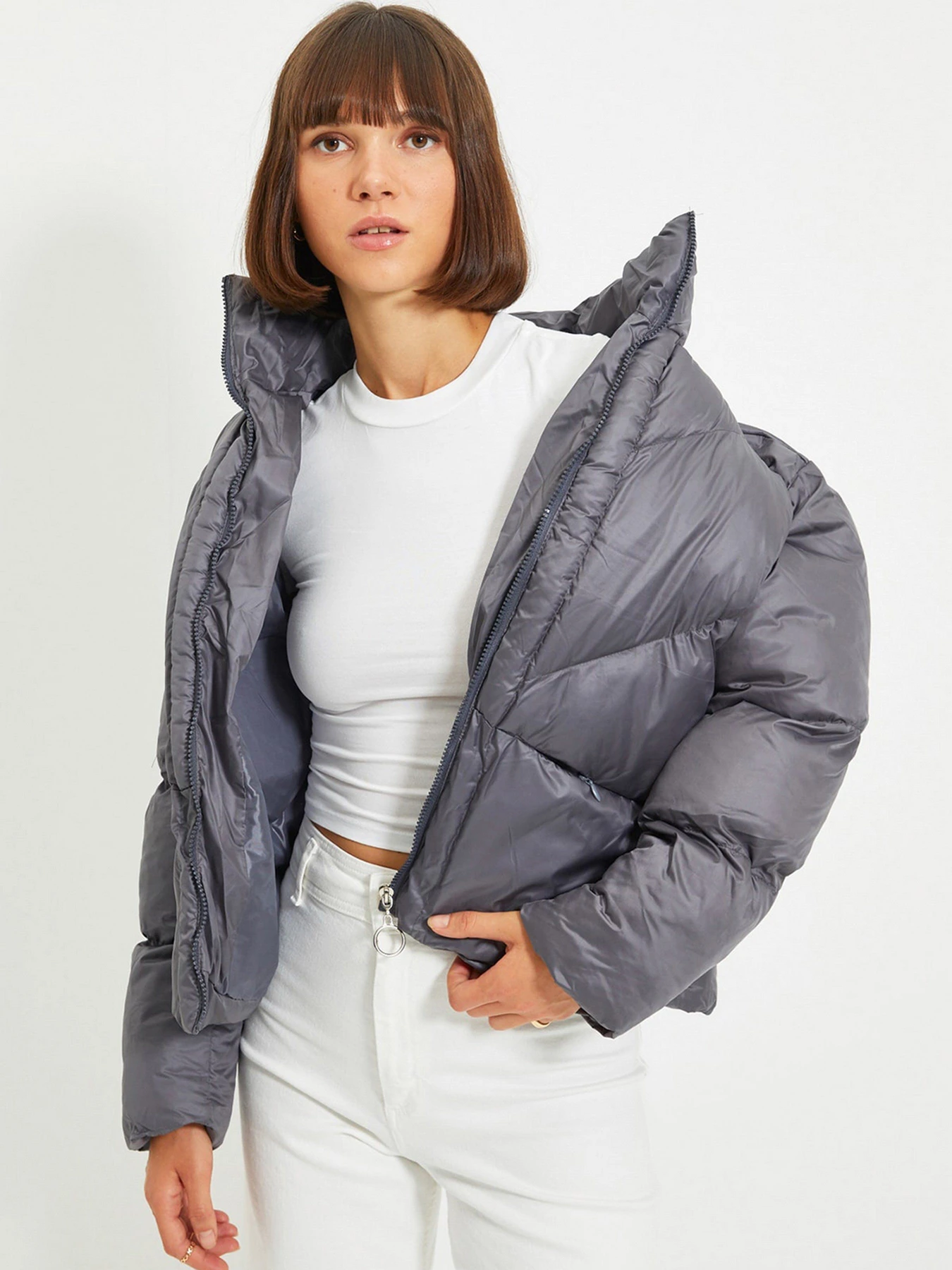 Куртки и дубленки Trendyol модель TWOAW22MO0079/Antrasit Фото