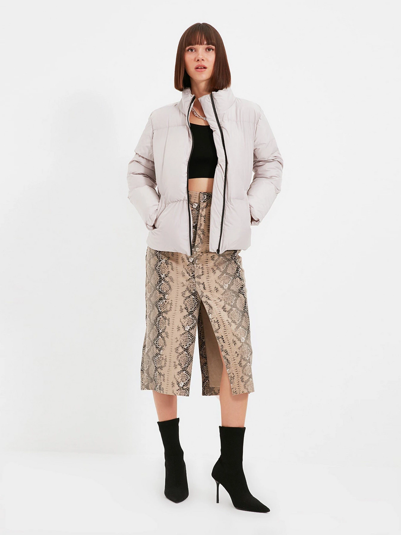 Куртки и дубленки Trendyol модель TWOAW22MO0108/Vizon Куртки и дубленки Trendyol модель TWOAW22MO0108/Vizon Фото