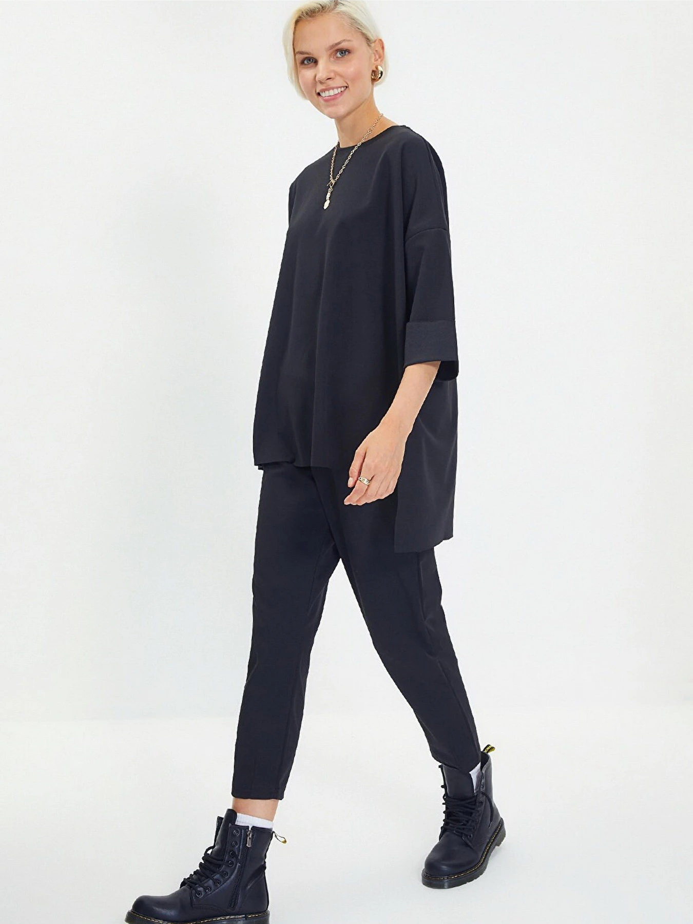 Костюмы Trendyol модель TWOAW21AU0032/Siyah Костюмы Trendyol модель TWOAW21AU0032/Siyah Фото