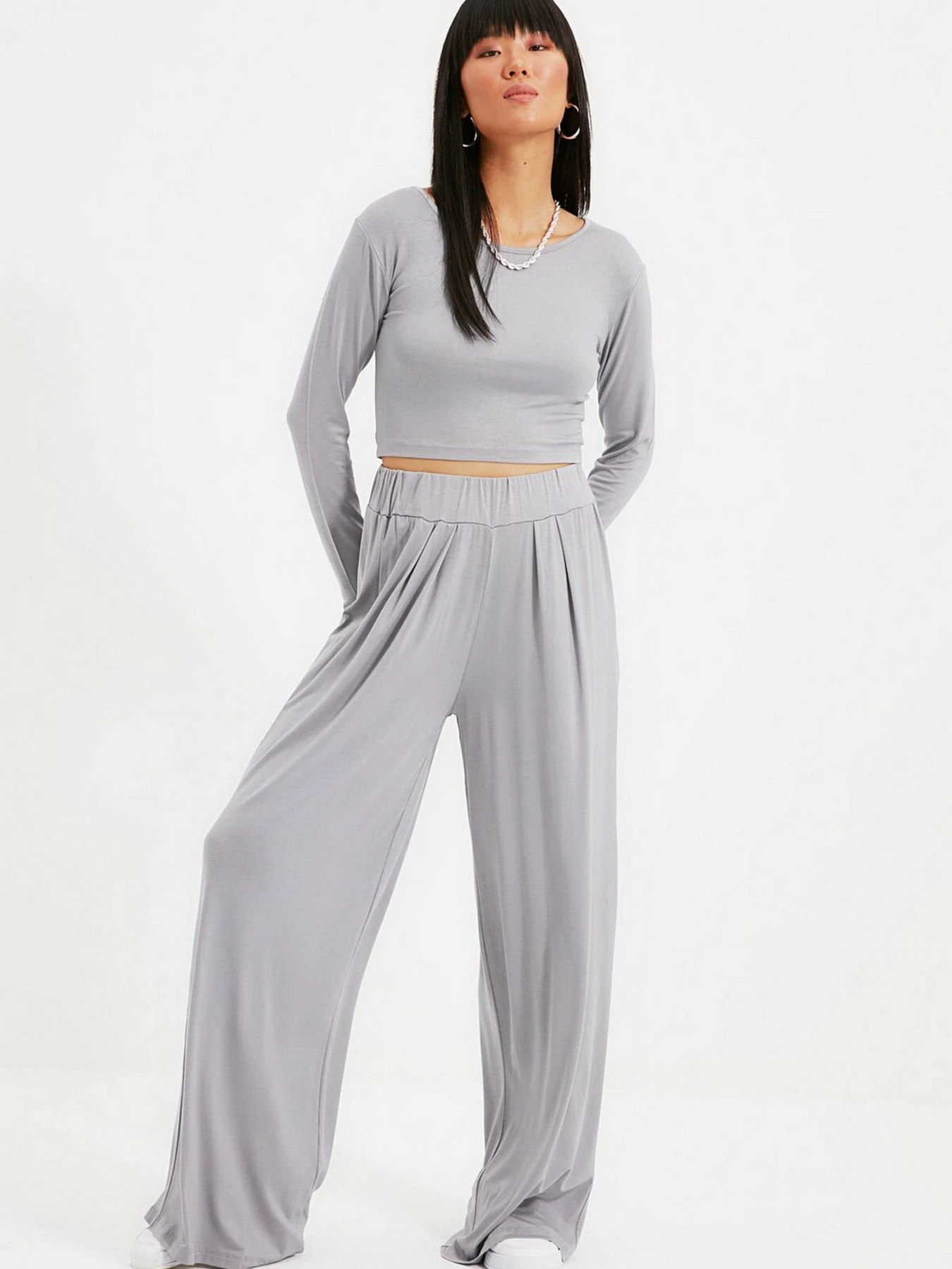 Костюмы Trendyol модель TWOAW21AU0034/Gri Костюмы Trendyol модель TWOAW21AU0034/Gri Фото