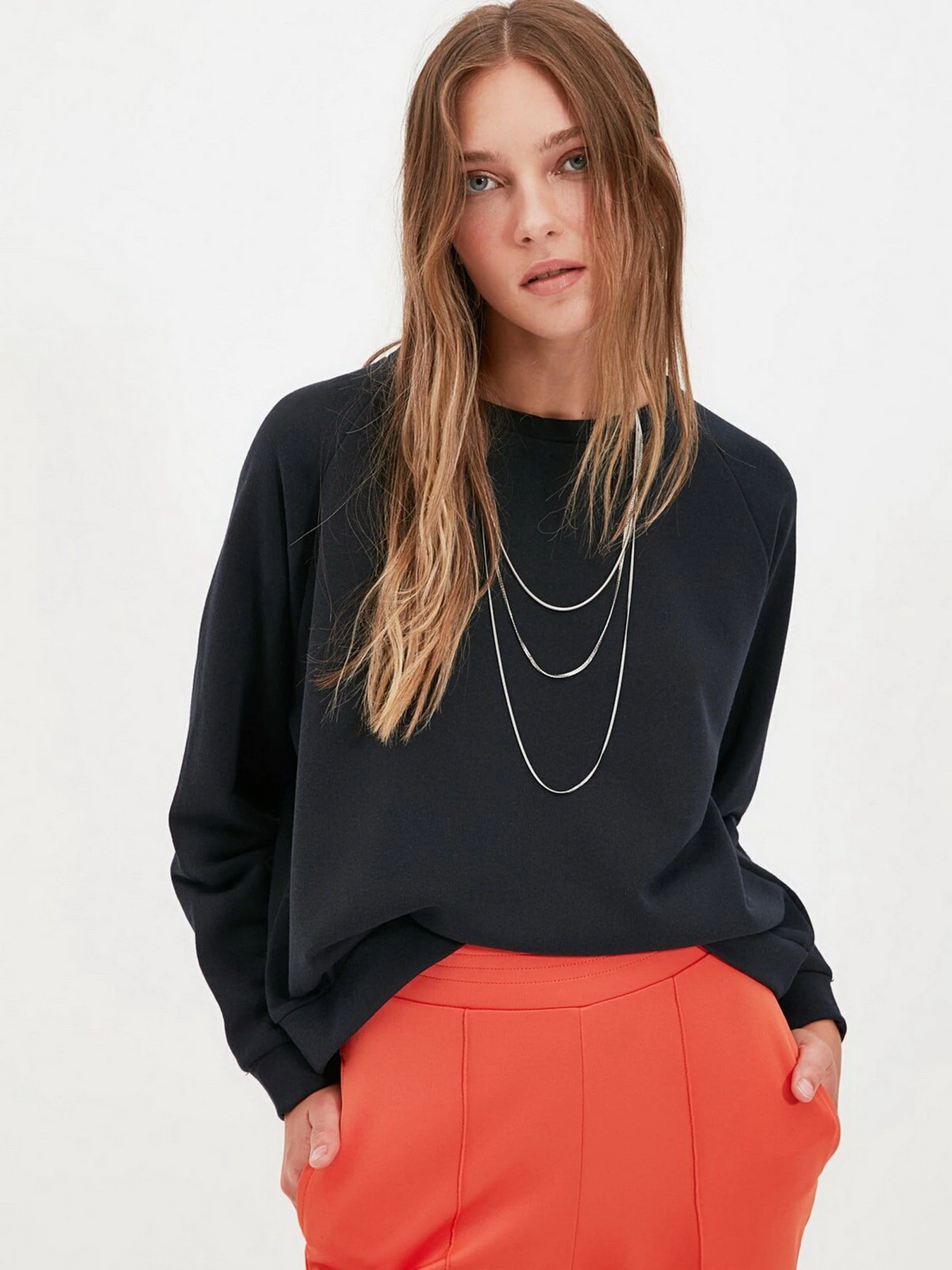 Худи и свитшоты Trendyol модель TWOAW20SW0055/Lacivert Худи и свитшоты Trendyol модель TWOAW20SW0055/Lacivert Фото