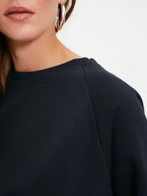 Худи и свитшоты Trendyol модель TWOAW20SW0055/Lacivert Фото