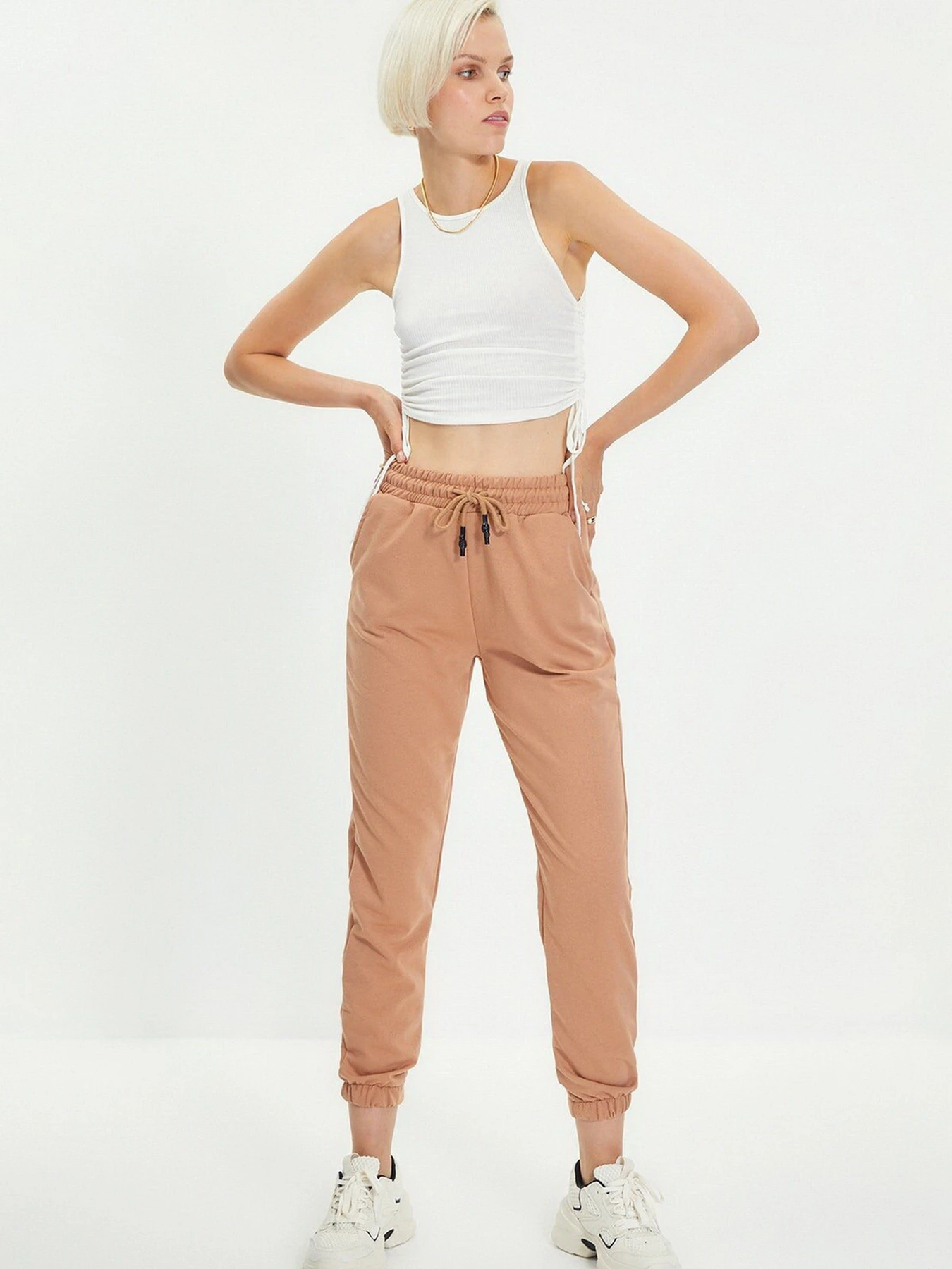 Брюки Trendyol модель TWOAW21EA0066/Bej Брюки Trendyol модель TWOAW21EA0066/Bej Фото