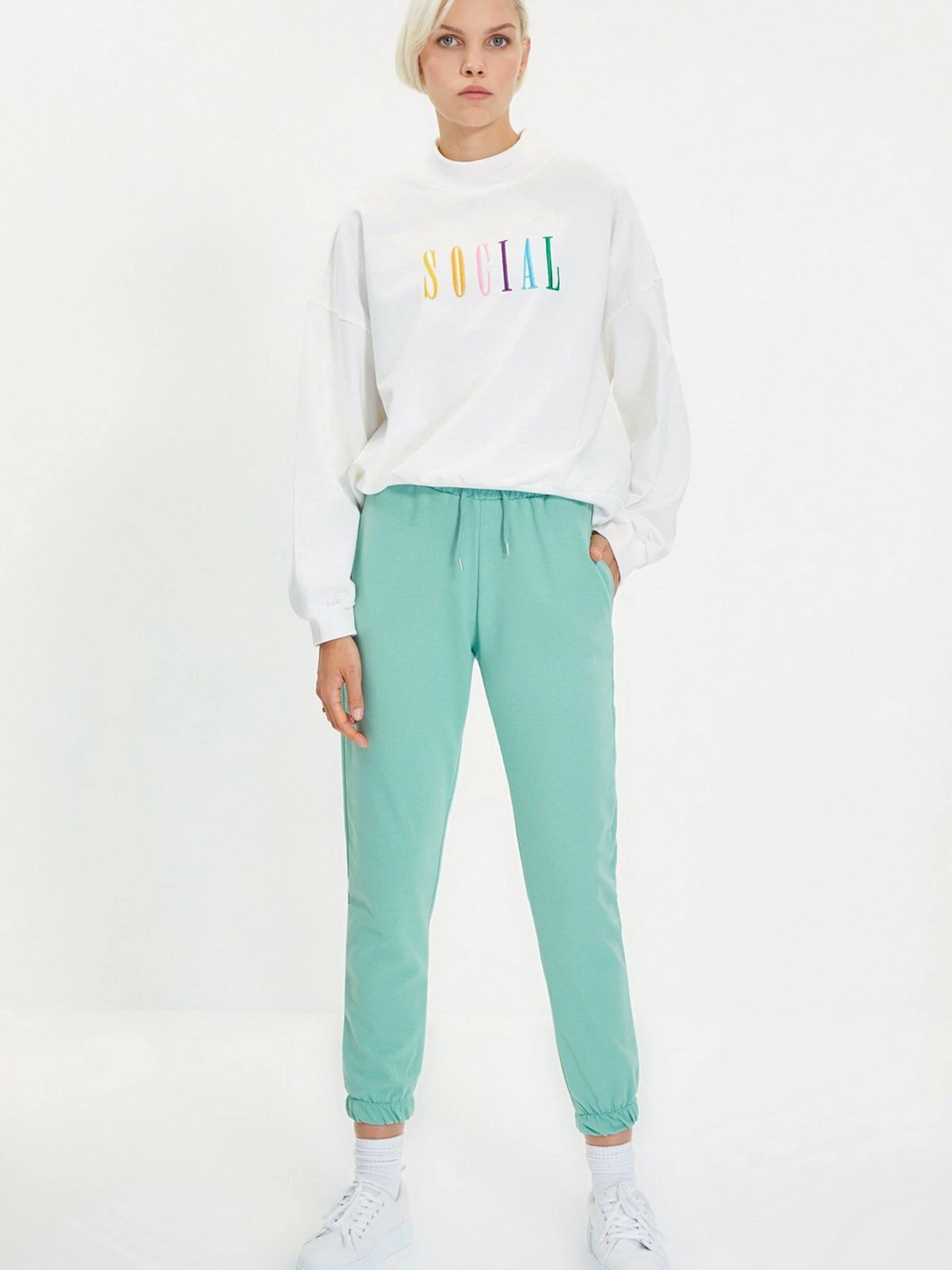 Брюки Trendyol модель TWOAW21EA0194/Mint Брюки Trendyol модель TWOAW21EA0194/Mint Фото