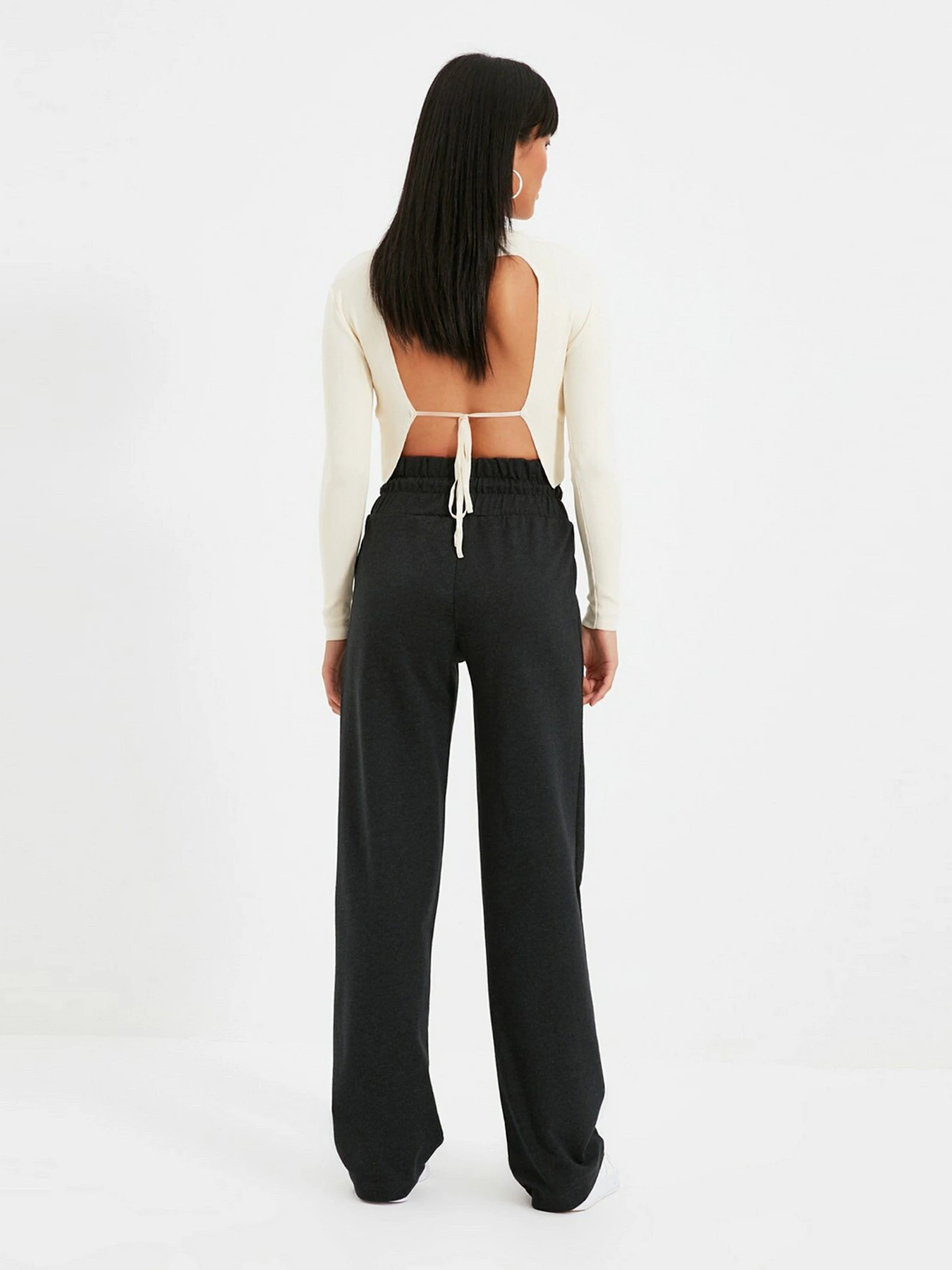 Брюки Trendyol модель TWOAW21EA0395/Antrasit Брюки Trendyol модель TWOAW21EA0395/Antrasit Фото