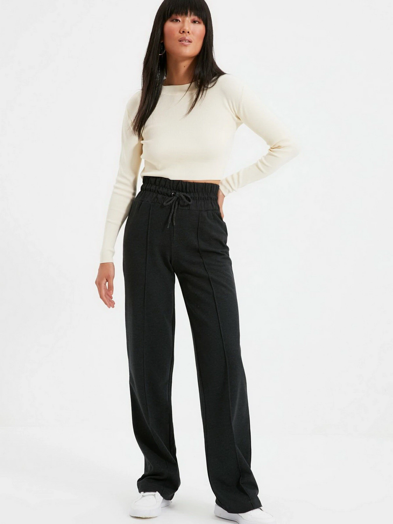 Брюки Trendyol модель TWOAW21EA0395/Antrasit Брюки Trendyol модель TWOAW21EA0395/Antrasit Фото