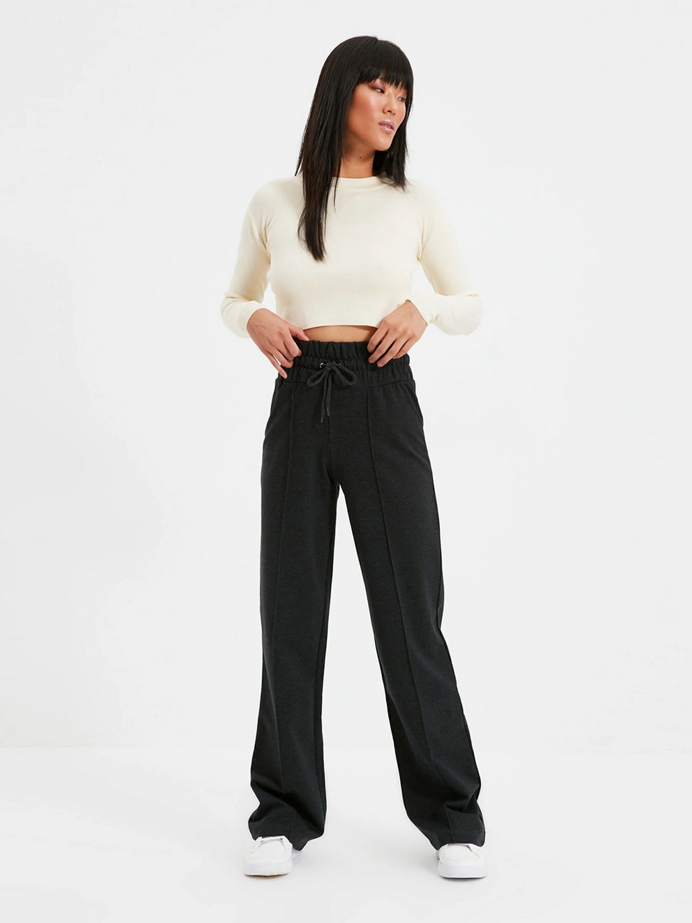 Брюки Trendyol модель TWOAW21EA0395/Antrasit Брюки Trendyol модель TWOAW21EA0395/Antrasit Фото