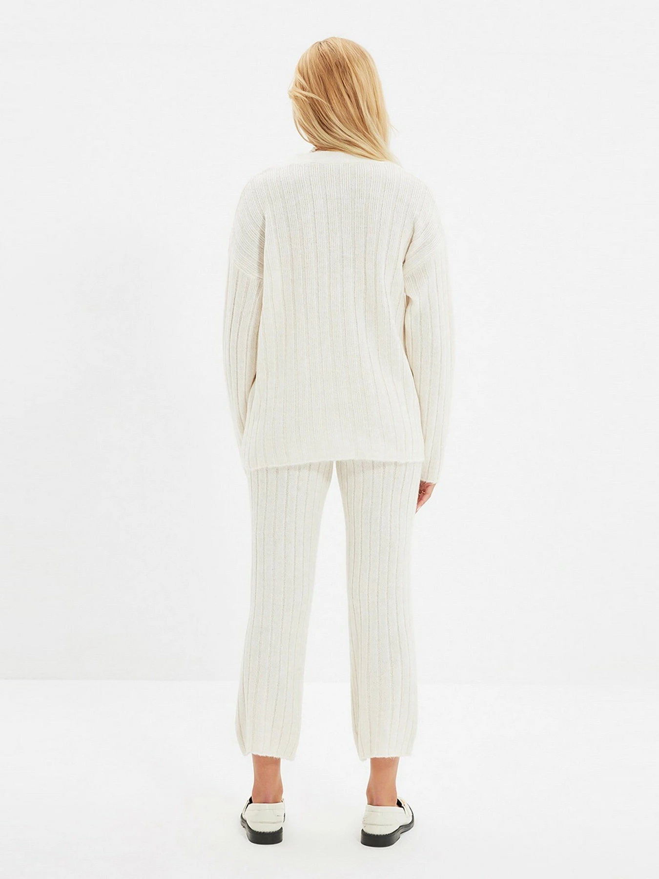 Костюмы Trendyol модель TWOAW22AU0128/Ekru Фото