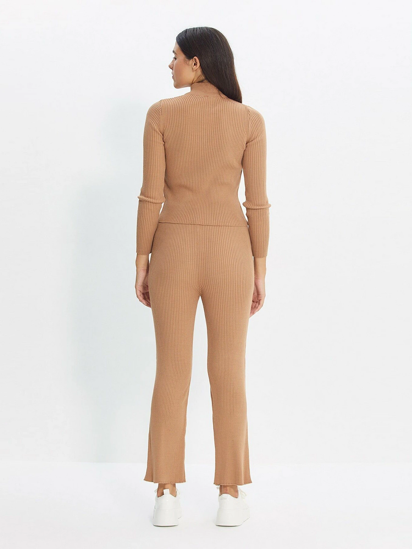 Костюмы Trendyol модель TWOAW22AU0155/Camel Костюмы Trendyol модель TWOAW22AU0155/Camel Фото