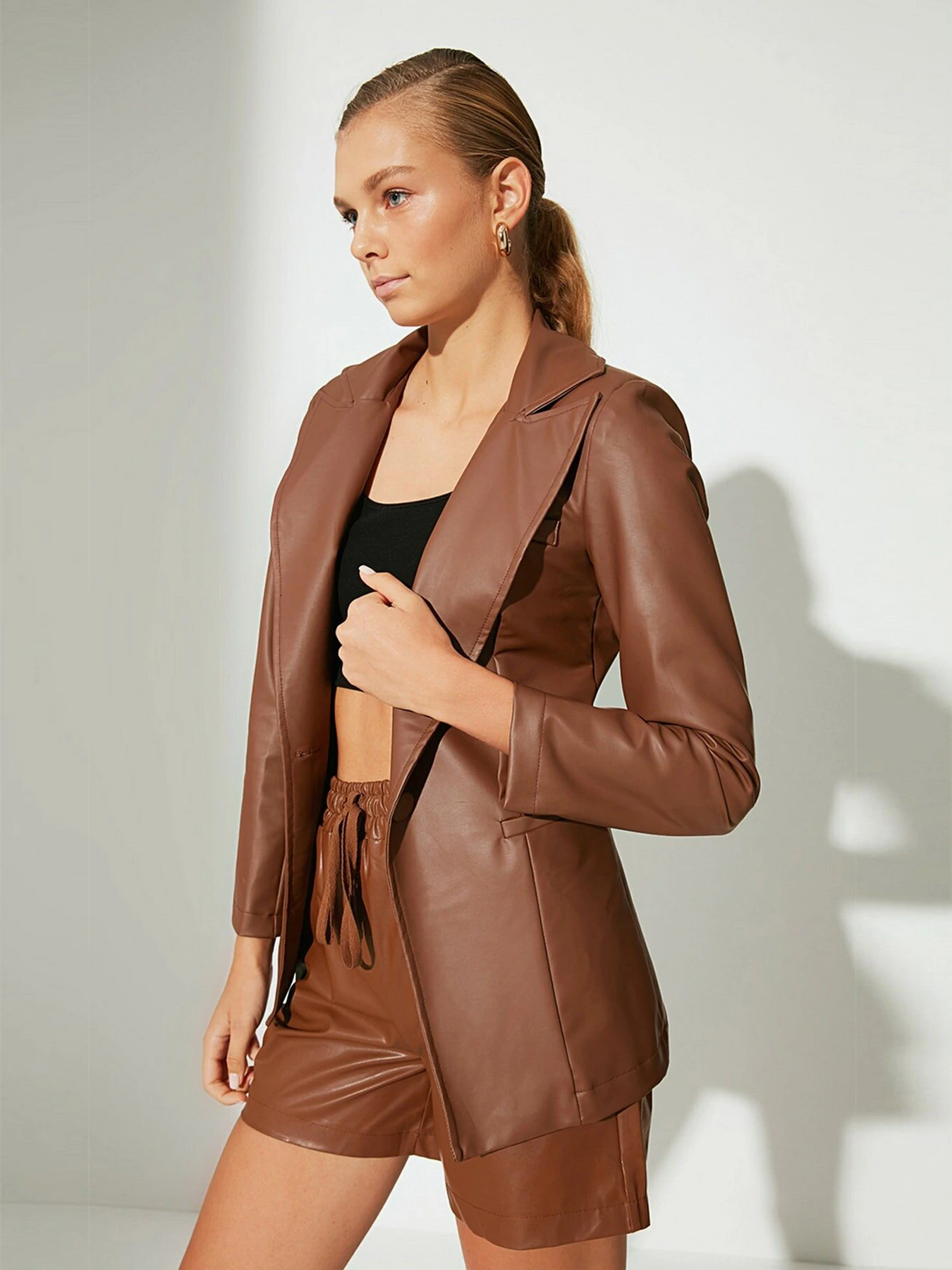 Пиджаки Trendyol модель TWOAW22CE0108/Camel Пиджаки Trendyol модель TWOAW22CE0108/Camel Фото