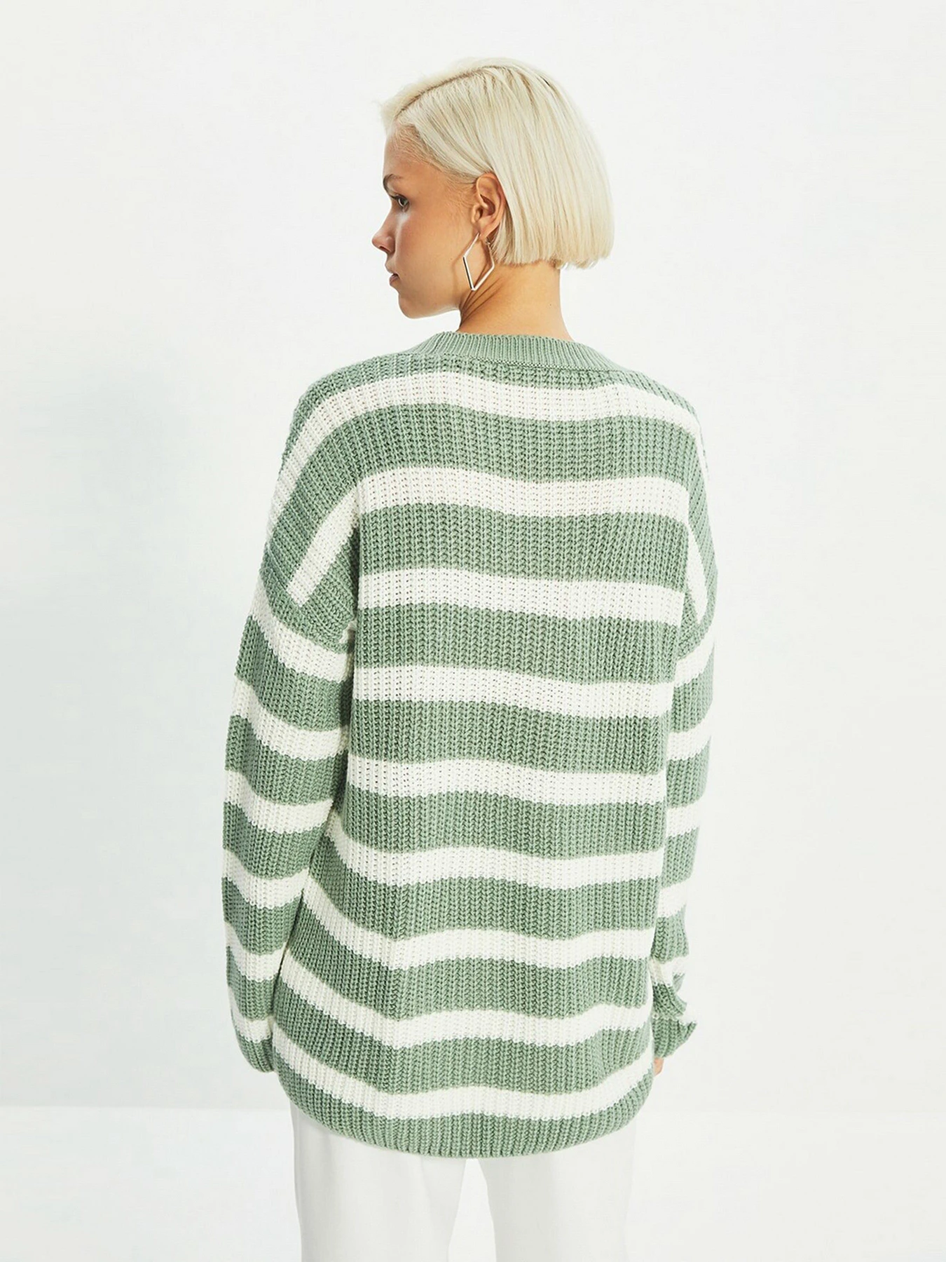 Свитры и кардиганы Trendyol модель TWOAW22KZ1155/Mint Фото