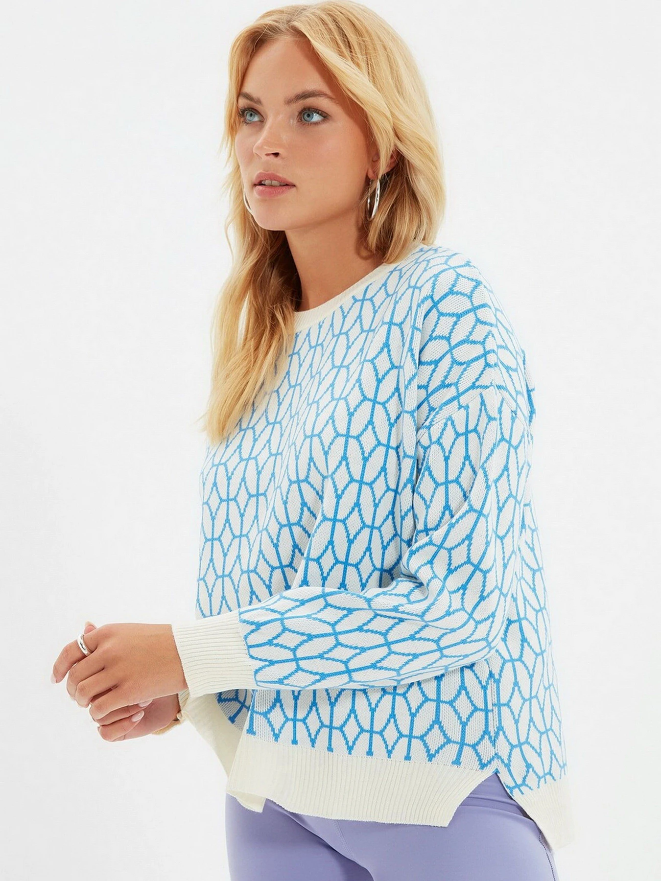 Свитры и кардиганы Trendyol модель TWOAW22KZ2173/Mavi Свитры и кардиганы Trendyol модель TWOAW22KZ2173/Mavi Фото