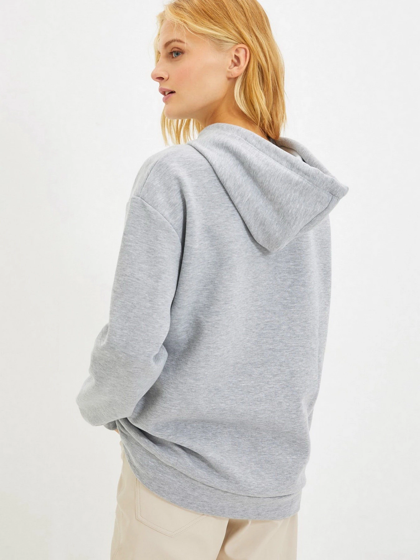 Худи и свитшоты Trendyol модель TWOAW20SW0525/Gri Худи и свитшоты Trendyol модель TWOAW20SW0525/Gri Фото