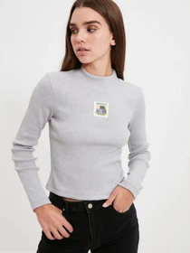 Свитры и кардиганы Trendyol модель TWOAW21BZ0689/Gri Фото