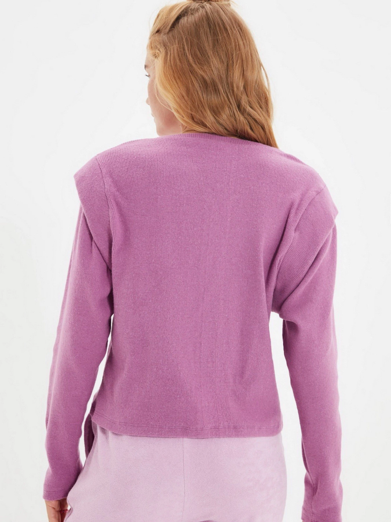 Светри та кардигани Trendyol модель TWOAW22BZ0839/Mor Фото