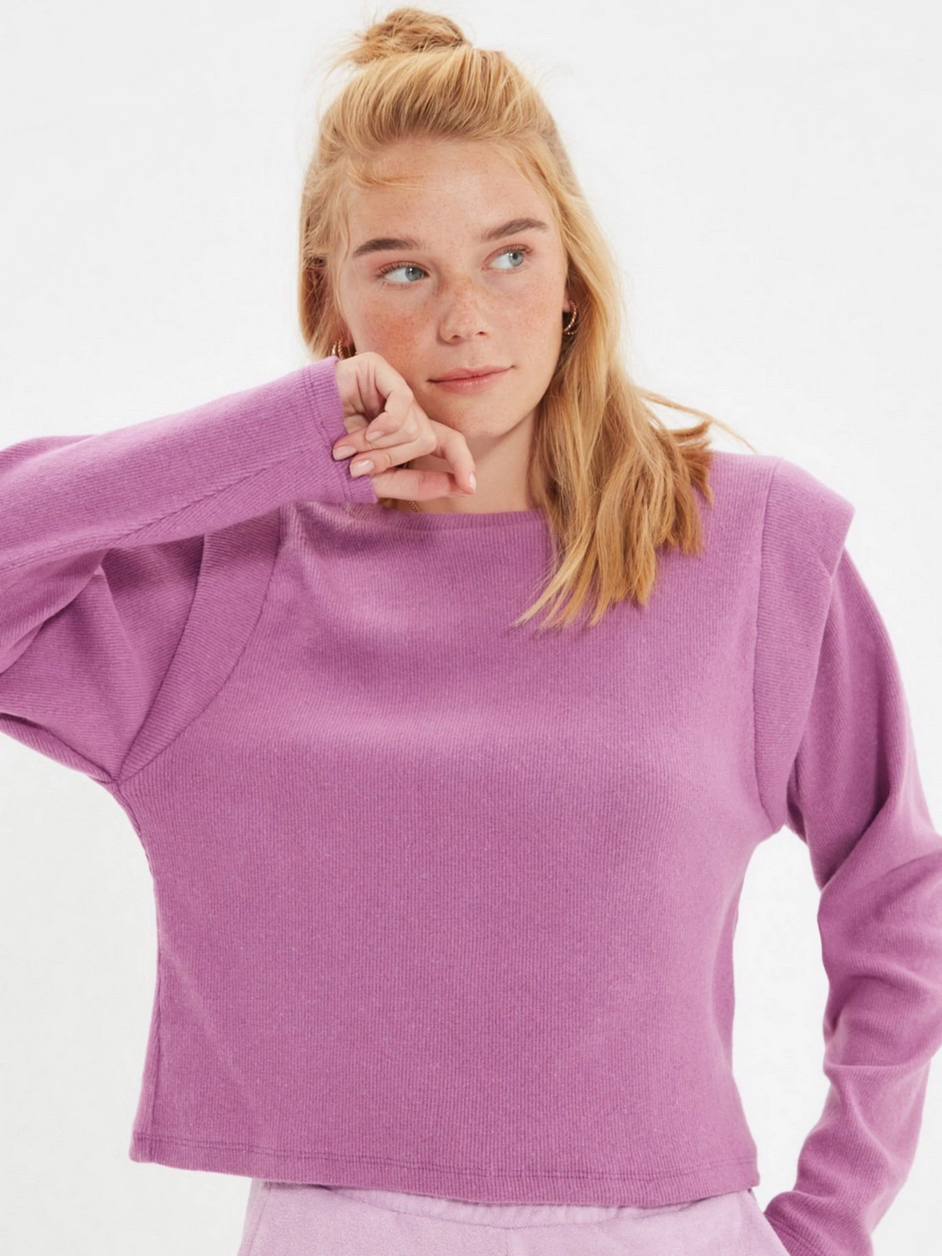 Светри та кардигани Trendyol модель TWOAW22BZ0839/Mor Фото