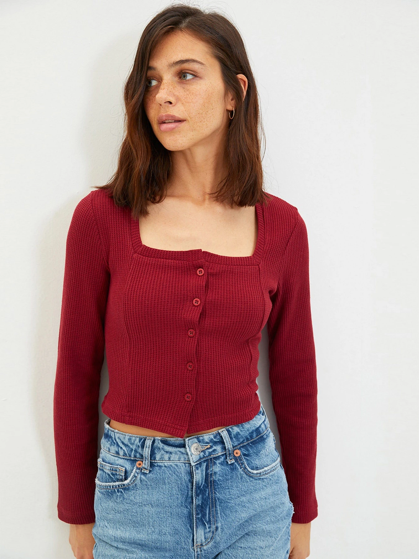 Свитры и кардиганы Trendyol модель TWOAW22BZ0855/Bordo Свитры и кардиганы Trendyol модель TWOAW22BZ0855/Bordo Фото